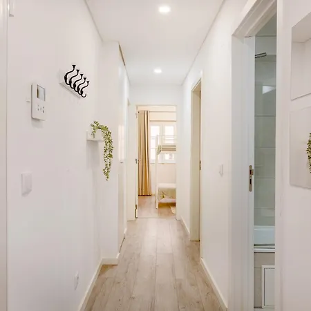 Apartment Atalaia Prime At Bairro Alto Lisbon